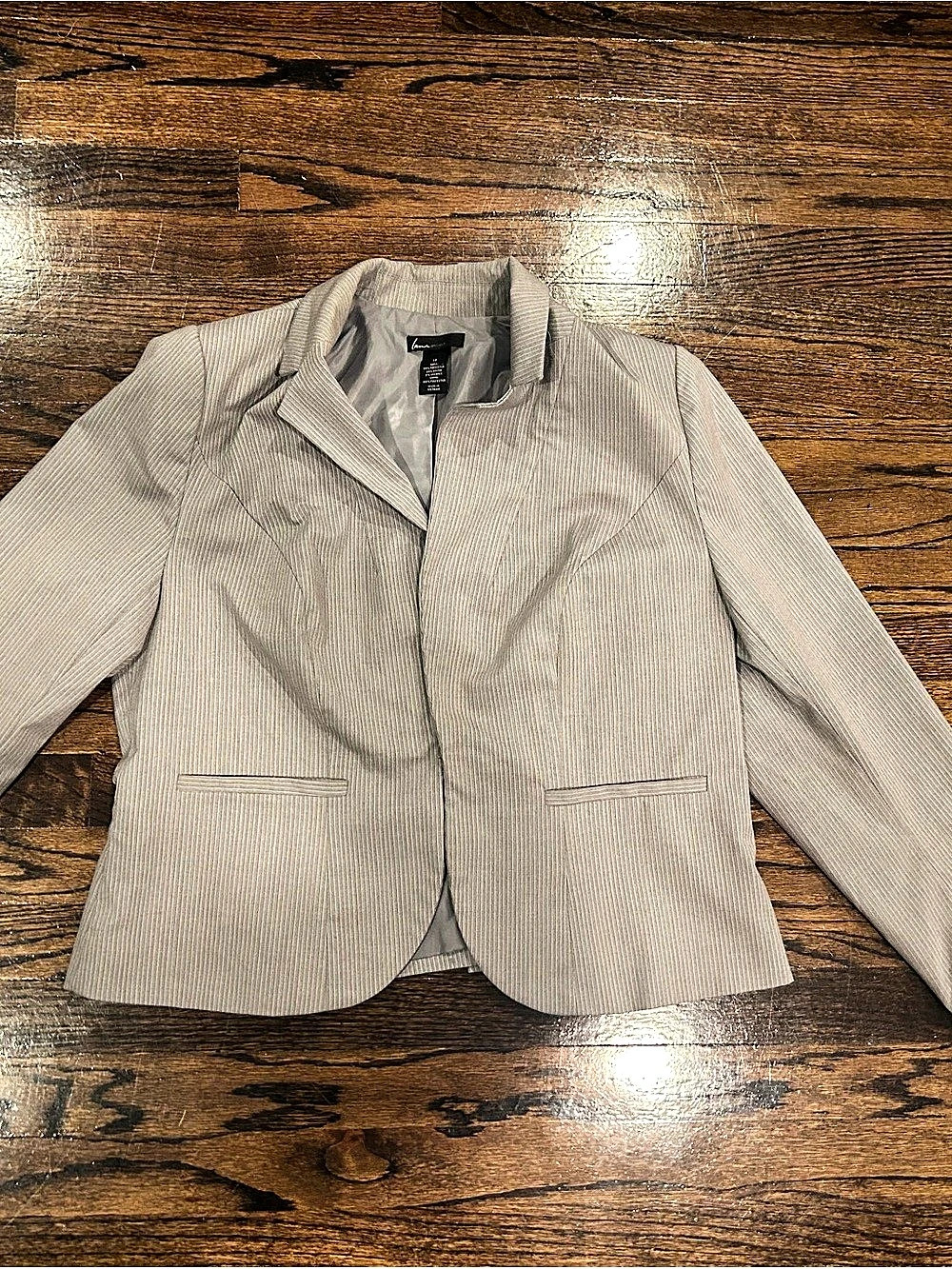 Lane Bryant Striped Blazer in Gray Size 14 Like New - Picture 3 of 5